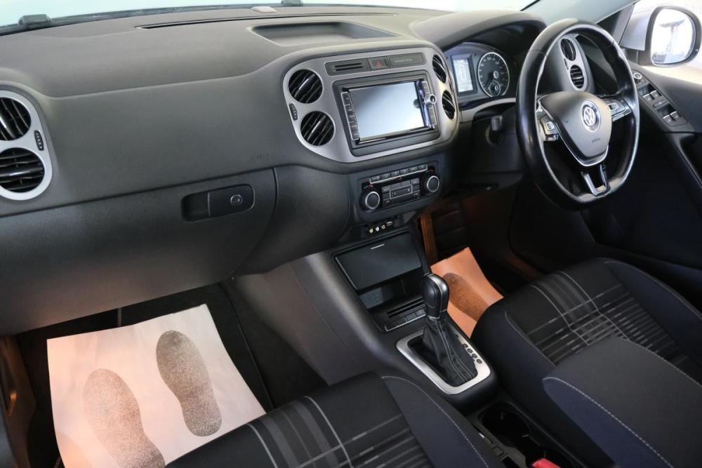 Volkswagen Tiguan I Рестайлинг Омск  - изображение 21