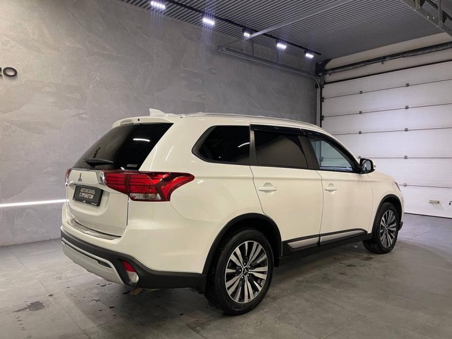 Mitsubishi Outlander III Рестайлинг 3 Новосибирск  - изображение 4