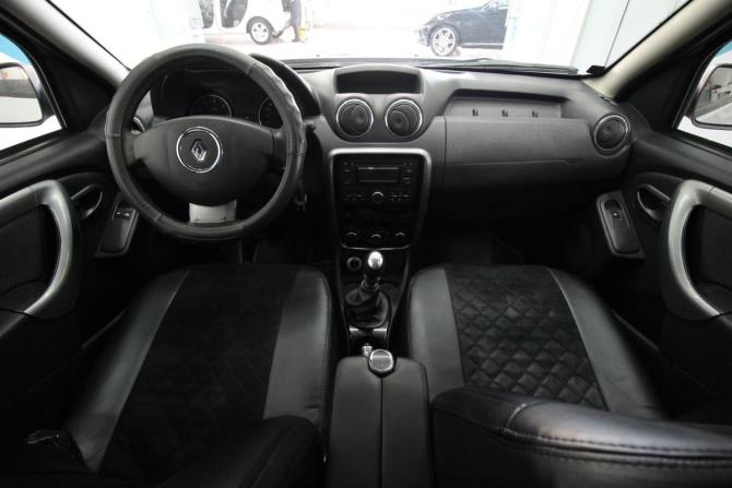 Renault Duster I с пробегом 2012 года, цена 770 000 рублей, 320779 км, внедорожник, Автокод Объявления