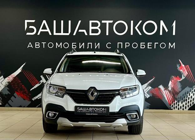 Renault Sandero II Рестайлинг с пробегом 2020 года, цена 1 340 000 рублей, 74271 км, хэтчбек, Автокод Объявления
