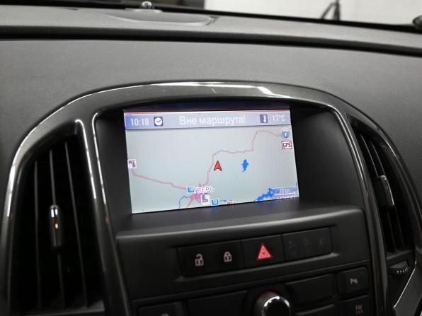 Opel Astra J Рестайлинг с пробегом 2013 года, цена 995 000 рублей, 121950 км, универсал, Автокод Объявления