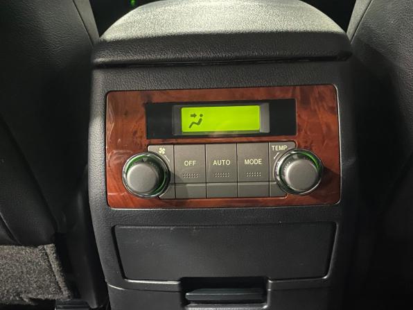 Toyota Highlander II (XU40) Рестайлинг с пробегом 2012 года, цена 1 899 000 рублей, 235892 км, внедорожник, Автокод Объявления