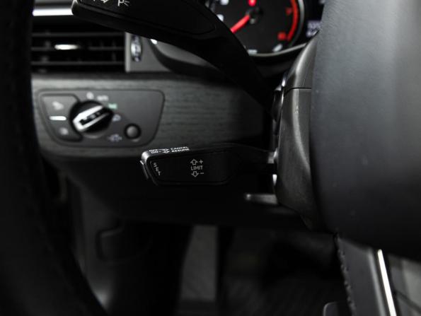 Audi A4 V (B9) с пробегом 2017 года, цена 2 290 000 рублей, 127200 км, седан, Автокод Объявления