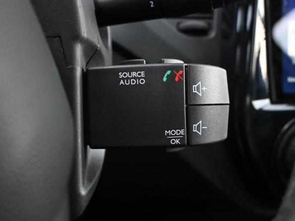 Renault Kaptur I с пробегом 2016 года, цена 1 219 000 рублей, 230315 км, внедорожник, Автокод Объявления