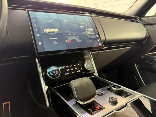 Land Rover Range Rover V с пробегом 2024 года, цена 18 799 000 рублей, 37000 км, внедорожник, Автокод Объявления