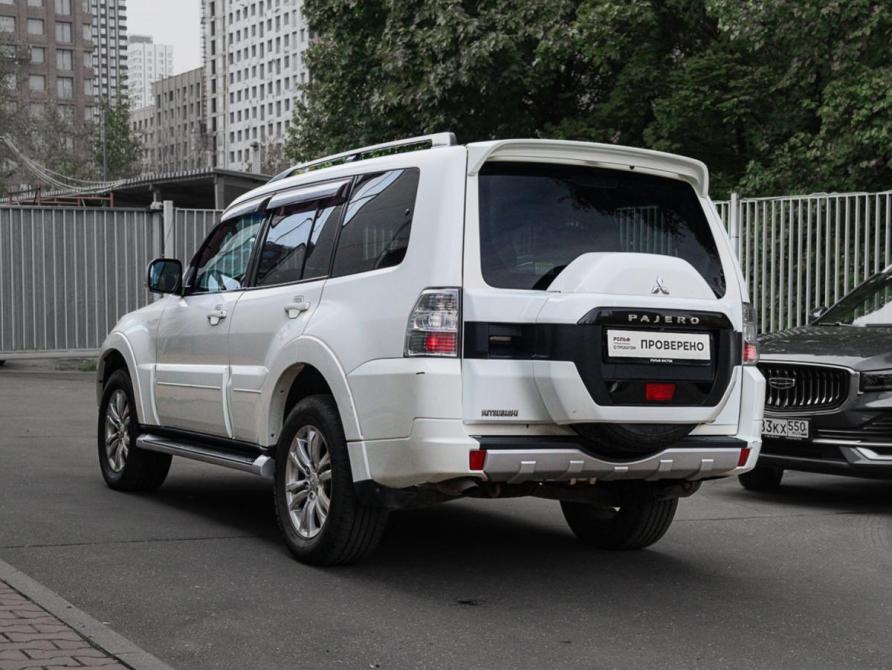 Mitsubishi Pajero IV Рестайлинг 2 Москва  - изображение 6