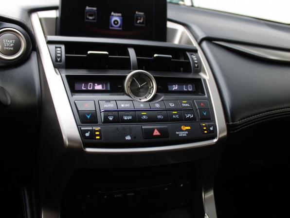 Lexus NX I с пробегом 2017 года, цена 2 979 000 рублей, 140173 км, внедорожник, Автокод Объявления