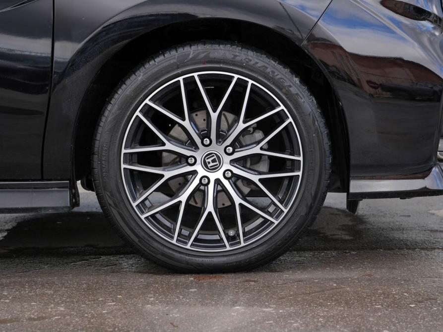Honda Stepwgn V Рестайлинг Новосибирск  - изображение 10