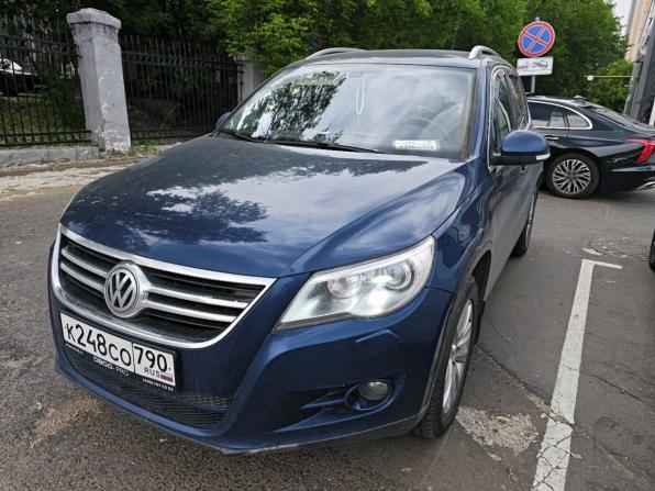 Volkswagen Tiguan I с пробегом 2009 года, цена 740 000 рублей, 273084 км, внедорожник, Автокод Объявления