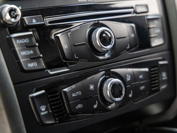 Audi A4 IV (B8) Рестайлинг с пробегом 2013 года, цена 1 228 000 рублей, 231159 км, седан, Автокод Объявления