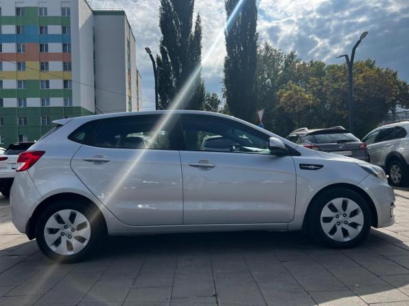 Kia Rio III Рестайлинг с пробегом 2016 года, цена 1 185 000 рублей, 107132 км, хэтчбек, Автокод Объявления