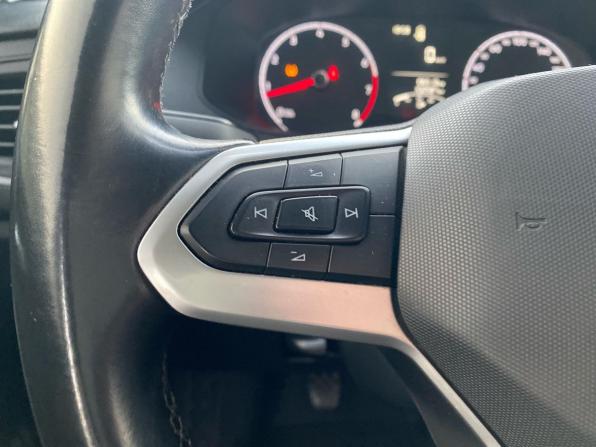 Volkswagen Polo VI с пробегом 2021 года, цена 1 590 000 рублей, 102560 км, лифтбек, Автокод Объявления