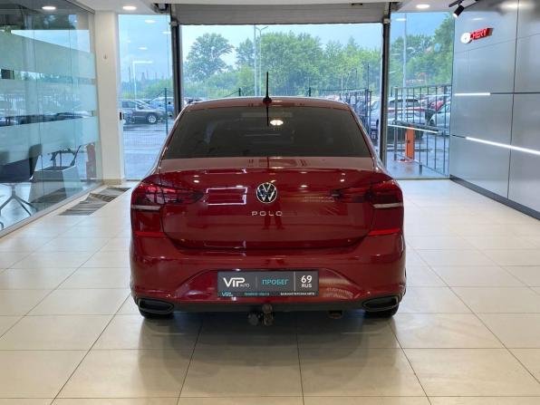 Volkswagen Polo VI с пробегом 2021 года, цена 1 615 000 рублей, 40874 км, лифтбек, Автокод Объявления