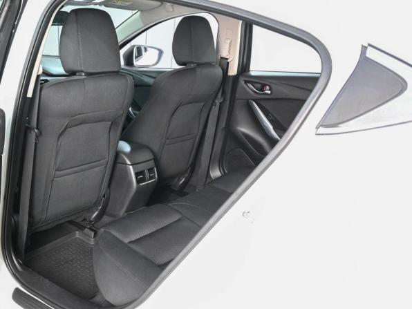 Mazda 6 III (GJ) Рестайлинг с пробегом 2015 года, цена 1 669 000 рублей, 184743 км, седан, Автокод Объявления