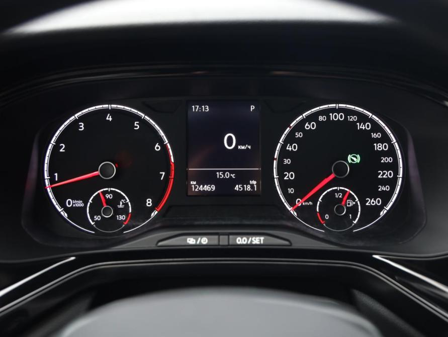 Volkswagen Polo VI Санкт-Петербург  - изображение 15