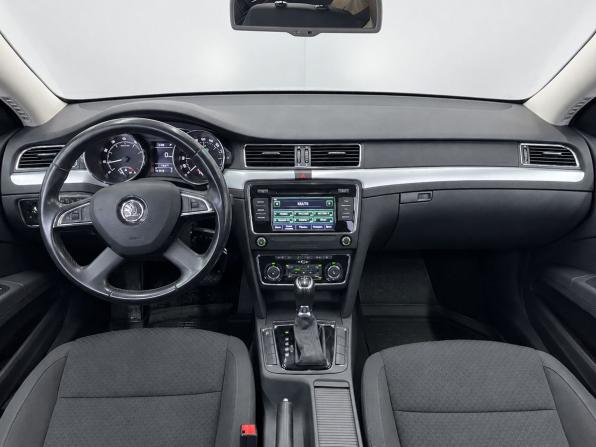 Skoda Superb II Рестайлинг с пробегом 2014 года, цена 1 549 000 рублей, 161913 км, лифтбек, Автокод Объявления