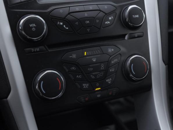 Ford Mondeo V с пробегом 2018 года, цена 1 549 000 рублей, 128100 км, седан, Автокод Объявления