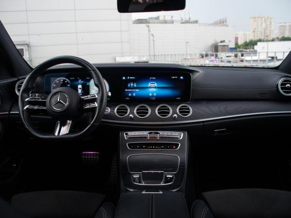 Mercedes-Benz E-Класс V (W213 S213 C238) Рестайлинг с пробегом 2020 года, цена 4 900 000 рублей, 60666 км, седан, Автокод Объявления