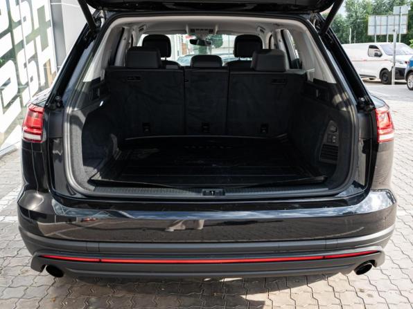 Volkswagen Touareg III с пробегом 2018 года, цена 4 160 000 рублей, 129288 км, внедорожник, Автокод Объявления