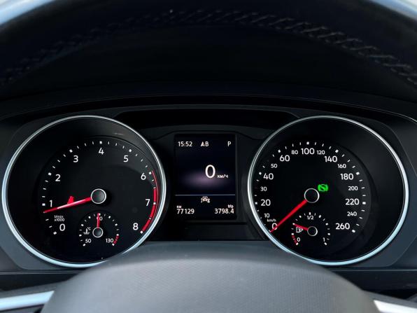 Volkswagen Tiguan II Рестайлинг с пробегом 2021 года, цена 3 325 100 рублей, 77129 км, внедорожник, Автокод Объявления