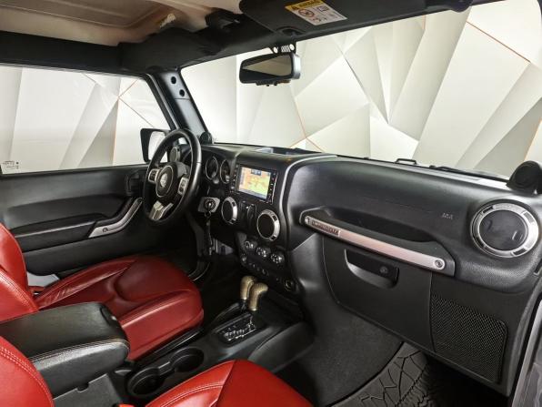 Jeep Wrangler III (JK) с пробегом 2013 года, цена 3 650 000 рублей, 69538 км, внедорожник, Автокод Объявления