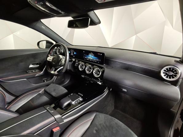 Mercedes-Benz A-Класс IV (W177) с пробегом 2021 года, цена 2 693 000 рублей, 60736 км, седан, Автокод Объявления