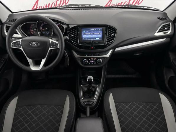Lada (ВАЗ) Vesta I с пробегом 2018 года, цена 1 049 000 рублей, 117473 км, универсал, Автокод Объявления