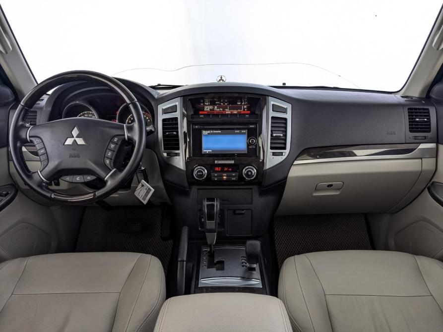 Mitsubishi Pajero IV Рестайлинг 2 Москва  - изображение 14
