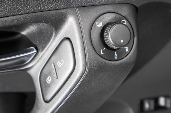Volkswagen Polo V Рестайлинг с пробегом 2016 года, цена 929 000 рублей, 226000 км, седан, Автокод Объявления