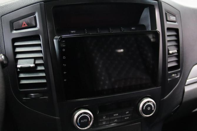 Mitsubishi Pajero IV Рестайлинг 1 с пробегом 2012 года, цена 1 895 170 рублей, 255147 км, внедорожник, Автокод Объявления