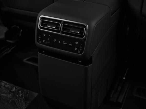 Новый Li Auto (Lixiang) L7 I Рестайлинг 2025 года, цена 10 590 000 рублей, внедорожник, Автокод Объявления