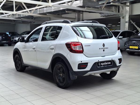 Renault Sandero II с пробегом 2018 года, цена 1 070 000 рублей, 94964 км, хэтчбек, Автокод Объявления