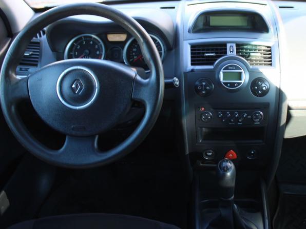 Renault Megane II Рестайлинг с пробегом 2007 года, цена 379 000 рублей, 221152 км, седан, Автокод Объявления