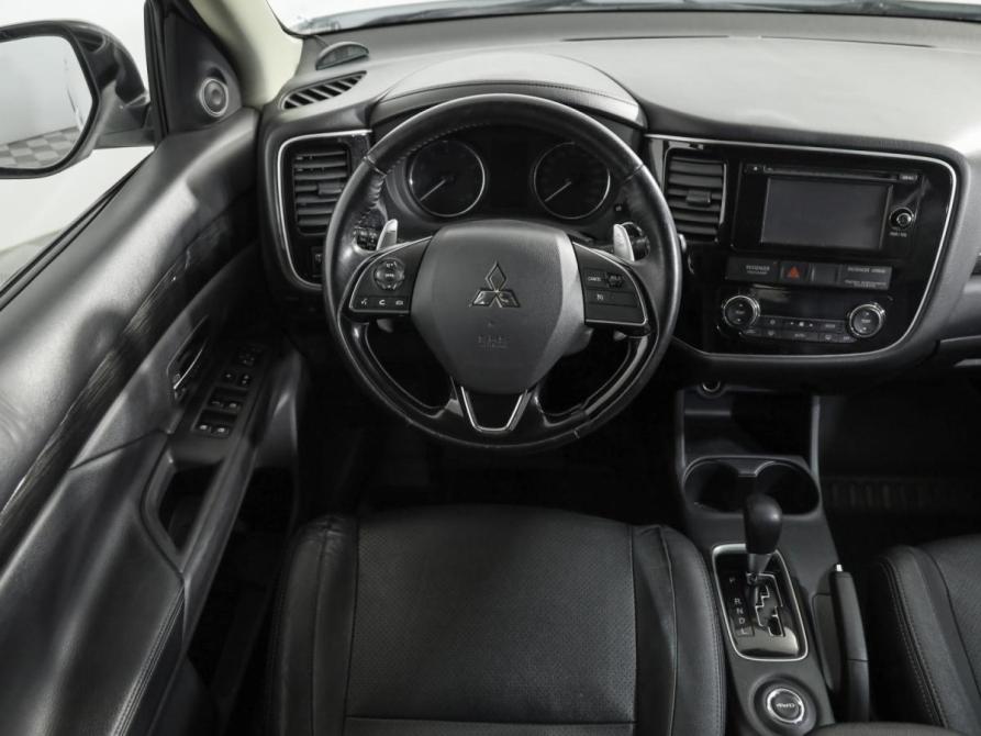 Mitsubishi Outlander III Рестайлинг 2 Санкт-Петербург  - изображение 11