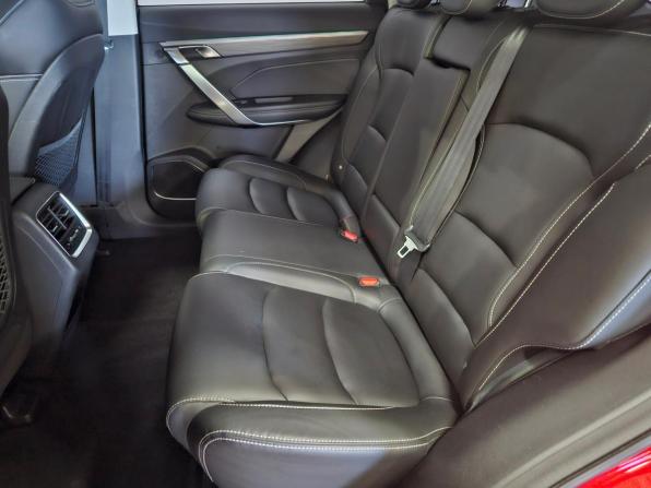 Geely Atlas Pro с пробегом 2022 года, цена 1 930 000 рублей, 67172 км, внедорожник, Автокод Объявления