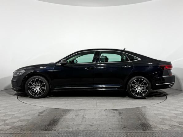 Volkswagen Passat B8 Рестайлинг с пробегом 2023 года, цена 2 957 890 рублей, 71000 км, седан, Автокод Объявления
