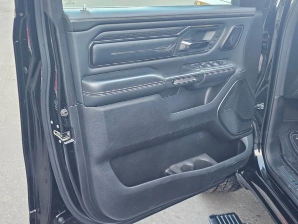 Ram 1500 V с пробегом 2022 года, цена 6 599 000 рублей, 172501 км, offers.body_type.unknown, Автокод Объявления