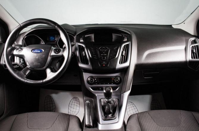 Ford Focus III с пробегом 2013 года, цена 1 029 000 рублей, 158000 км, хэтчбек, Автокод Объявления