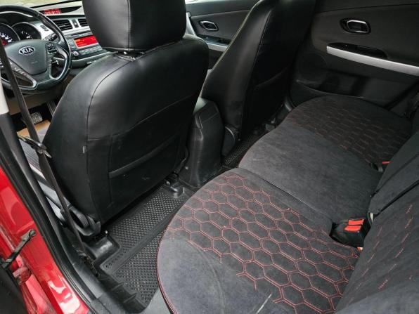 Kia Ceed II с пробегом 2013 года, цена 1 040 000 рублей, 179000 км, хэтчбек, Автокод Объявления