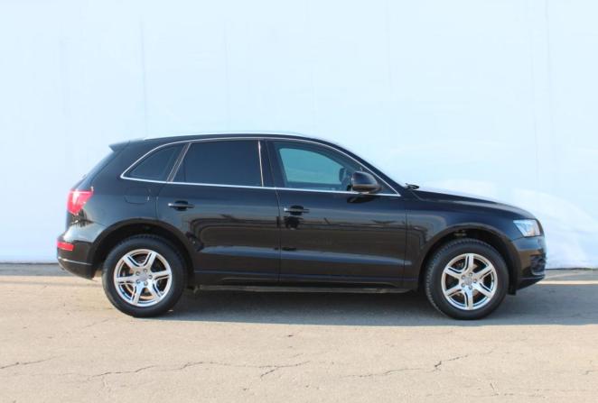 Audi Q5 I (8R) с пробегом 2009 года, цена 1 260 000 рублей, 183028 км, внедорожник, Автокод Объявления
