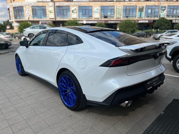 Changan UNI-V I с пробегом 2023 года, цена 2 200 000 рублей, 37000 км, лифтбек, Автокод Объявления