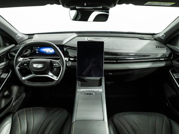 Geely Preface I с пробегом 2024 года, цена 2 649 700 рублей, 13833 км, седан, Автокод Объявления