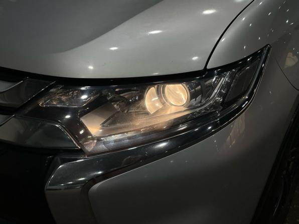 Mitsubishi Outlander III Рестайлинг 2 с пробегом 2015 года, цена 1 450 000 рублей, 251184 км, внедорожник, Автокод Объявления