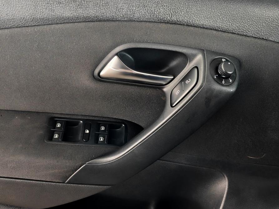 Volkswagen Polo V Москва  - изображение 14
