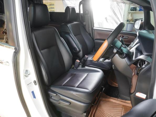 Toyota Esquire I Рестайлинг с пробегом 2019 года, цена 2 599 000 рублей, 66328 км, минивэн, Автокод Объявления