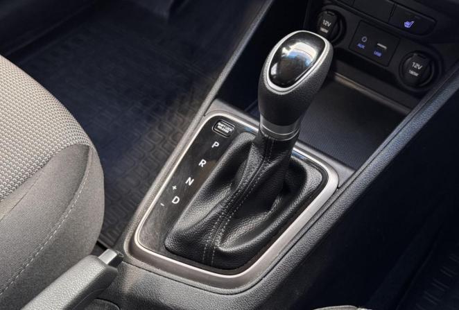 Hyundai Solaris I Рестайлинг с пробегом 2017 года, цена 1 320 000 рублей, 164438 км, седан, Автокод Объявления