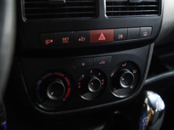 Fiat Doblo II с пробегом 2011 года, цена 989 000 рублей, 170669 км, компактвэн, Автокод Объявления
