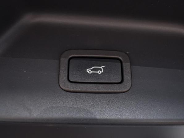 Land Rover Range Rover IV Рестайлинг с пробегом 2021 года, цена 10 700 000 рублей, 65310 км, внедорожник, Автокод Объявления
