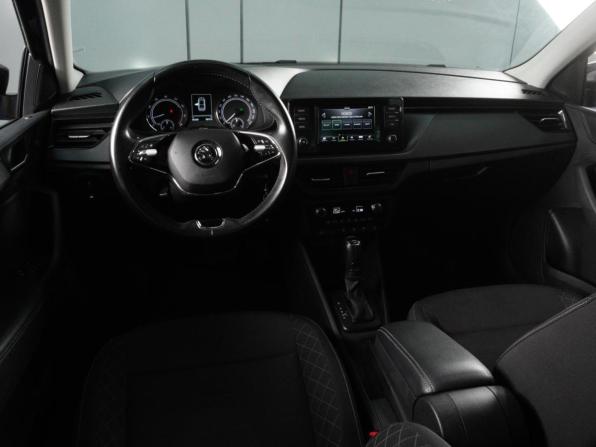 Skoda Rapid II с пробегом 2020 года, цена 1 630 000 рублей, 85339 км, лифтбек, Автокод Объявления