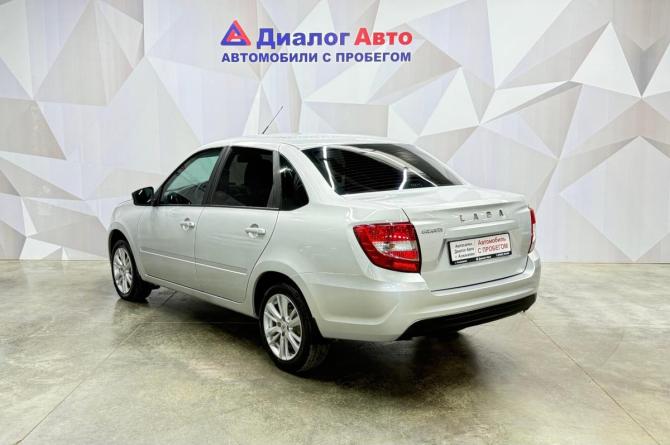 Lada (ВАЗ) Granta I Рестайлинг с пробегом 2024 года, цена 900 000 рублей, 42879 км, седан, Автокод Объявления